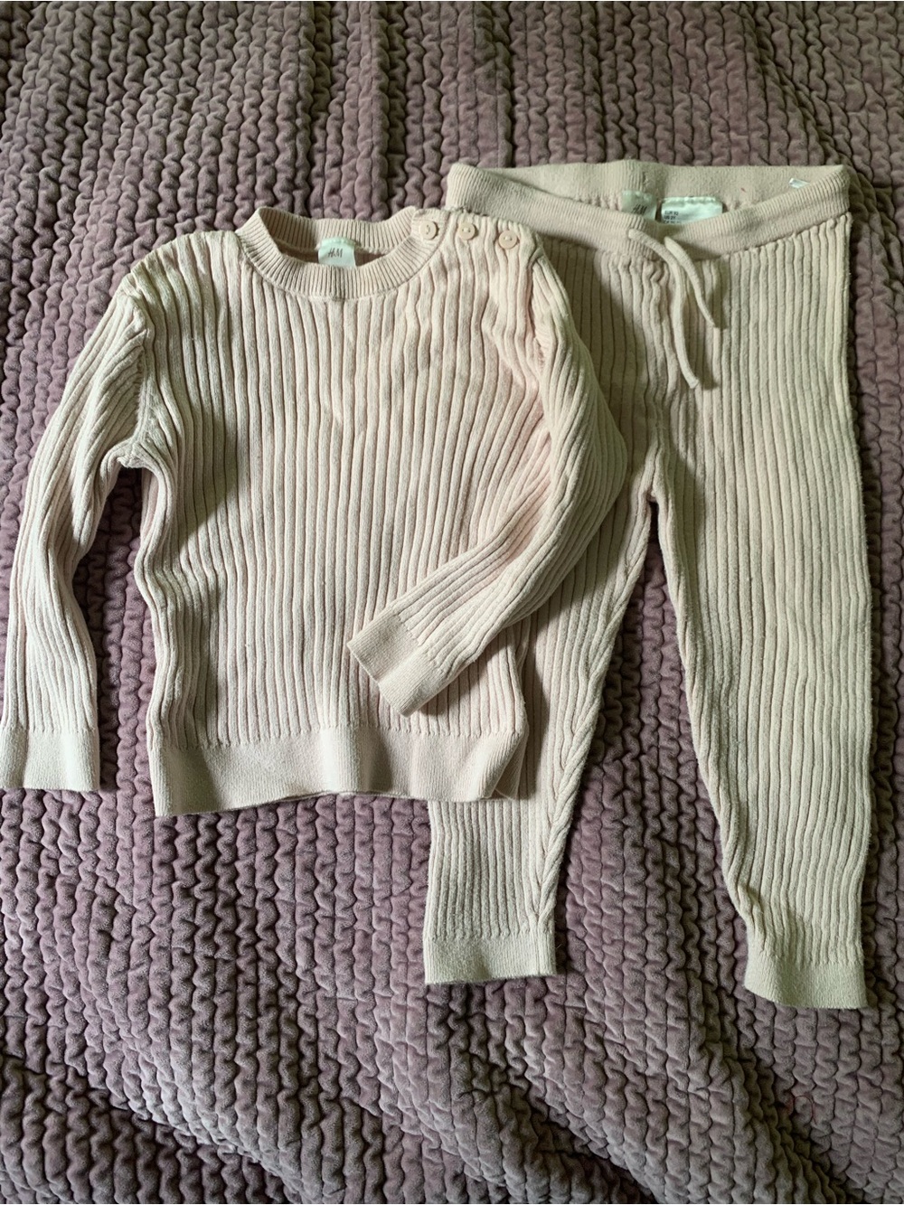 H&M 2T cotton knit baby pink set
GUC